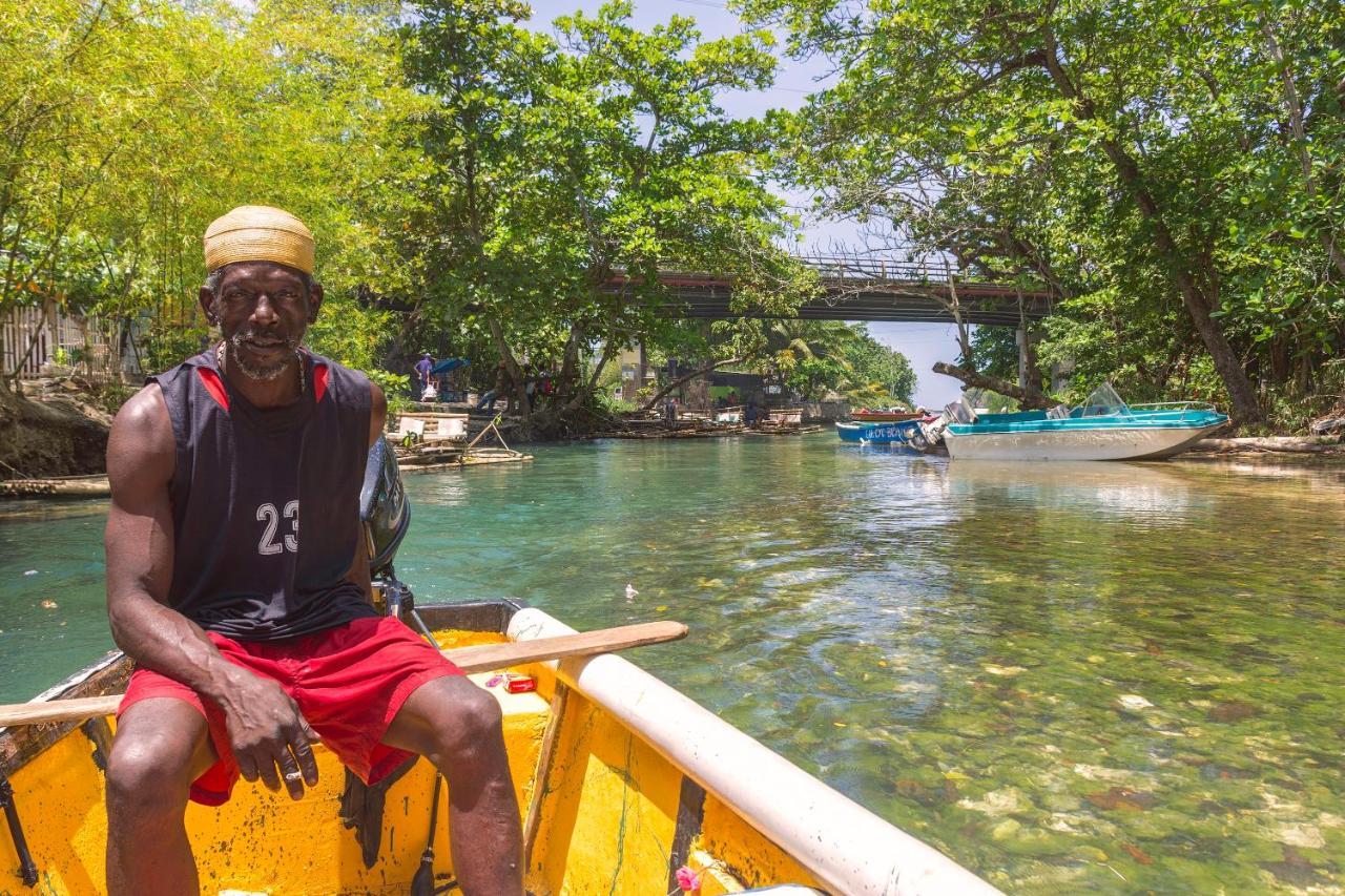 Kaz Kreol Beach Hotel Ocho Rios Exterior foto